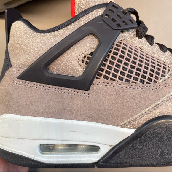 Jordan Retro 4s Taupe Haze main image 7